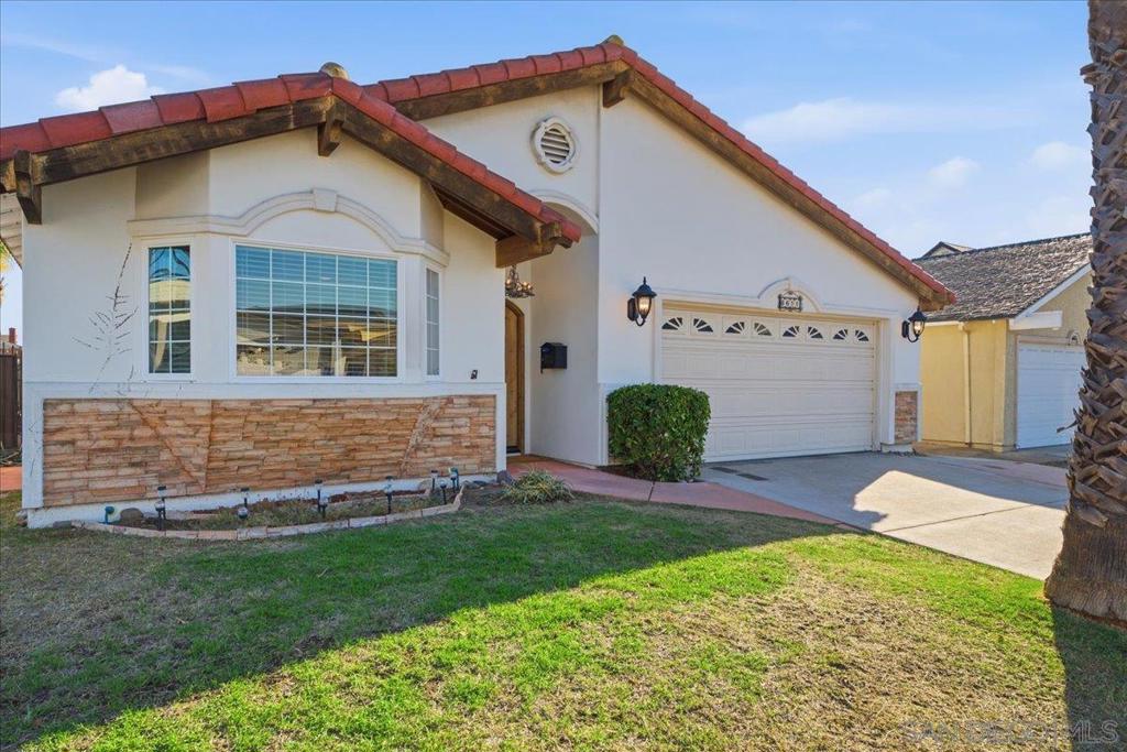 8611 Ara Pl — photo