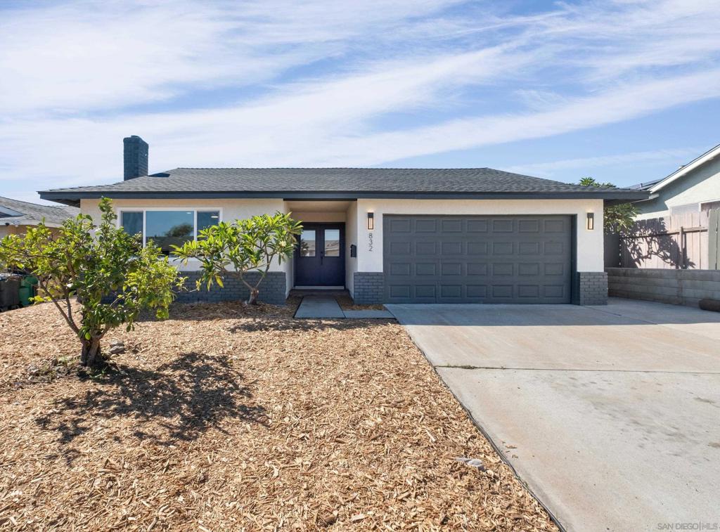 832 Reef Drive — photo
