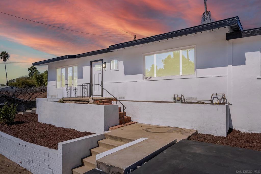 6568 Radio Dr — photo
