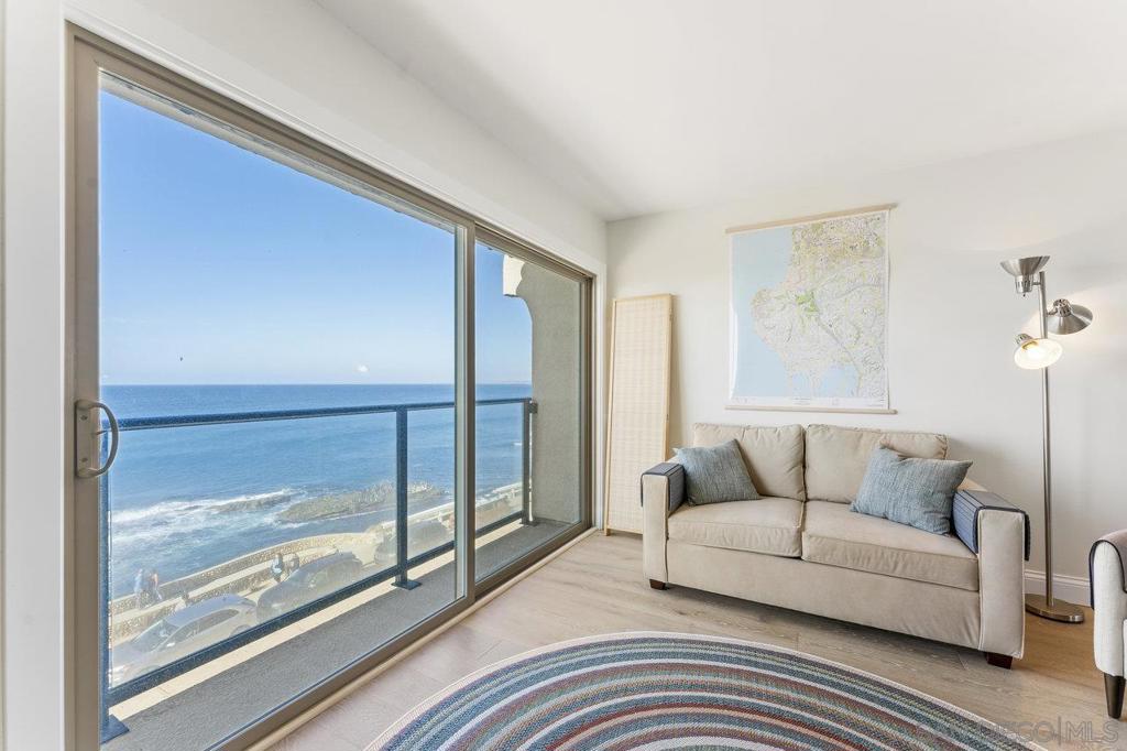 909 Coast Blvd Unit 26 — photo