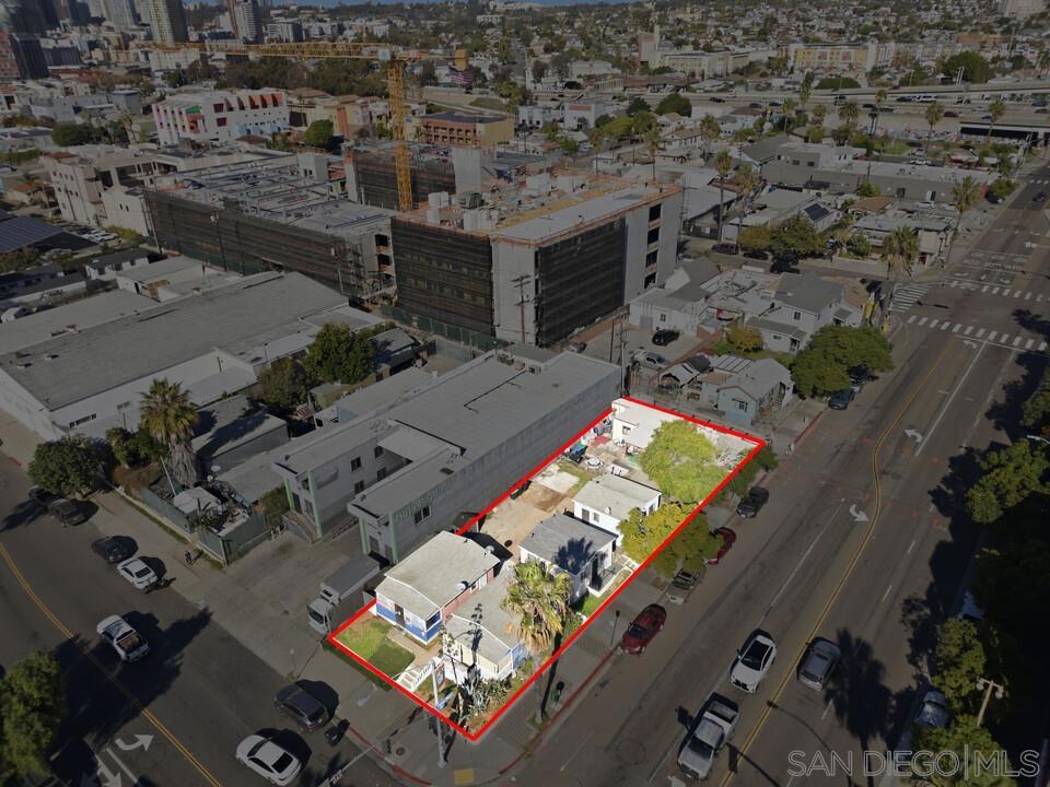1028 Cesar E Chavez Pkwy — photo