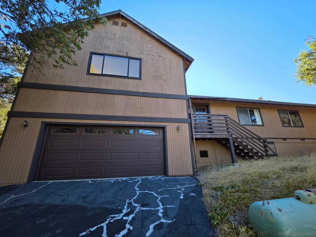 2843 Heliotrope Drive — photo