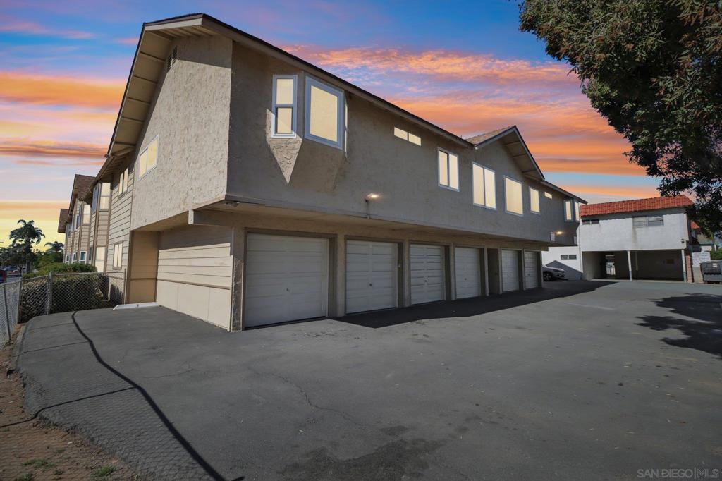 1274 Holly Ave. — photo