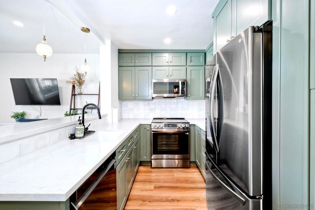 4230 Copeland Avenue Unit 6 — photo