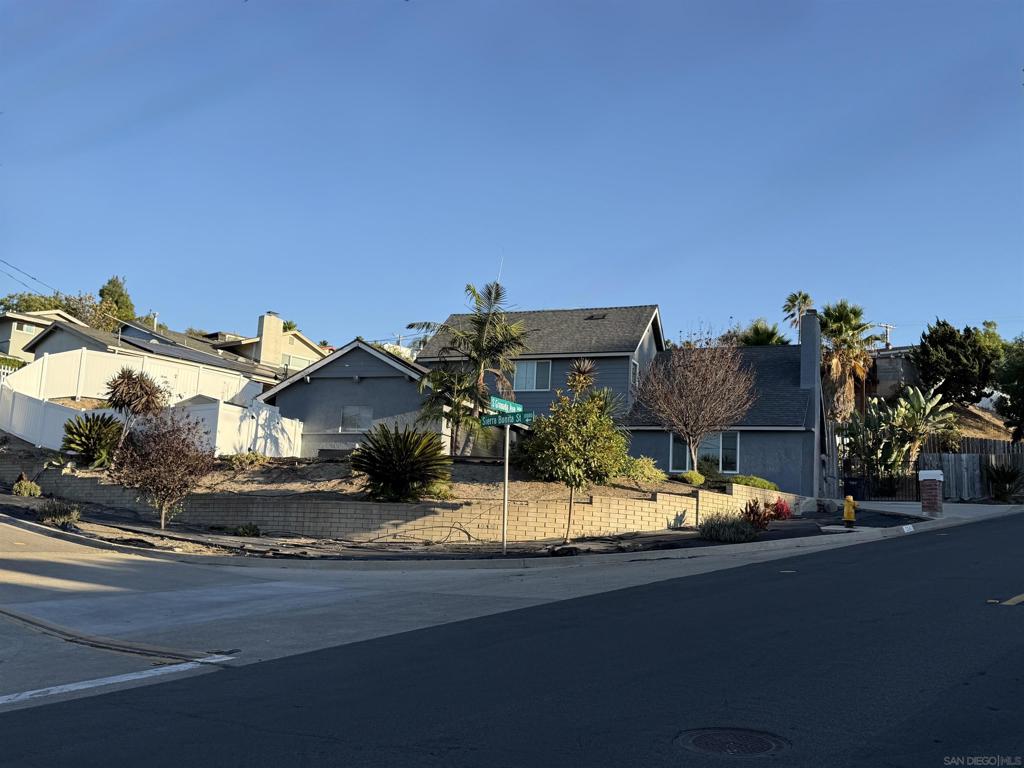 3347 So Granada — photo