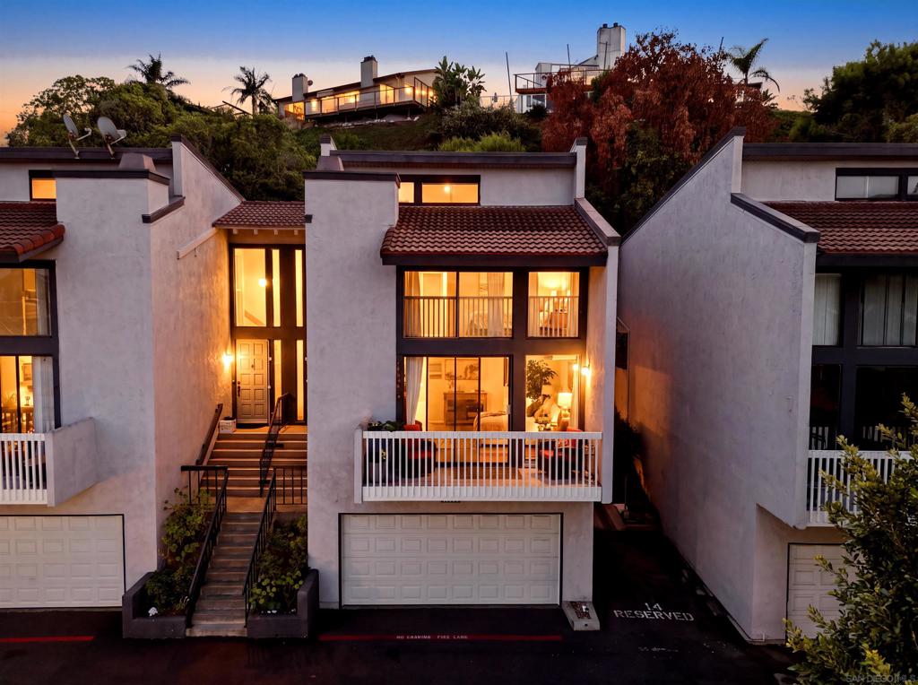2427 La Costa Unit a — photo
