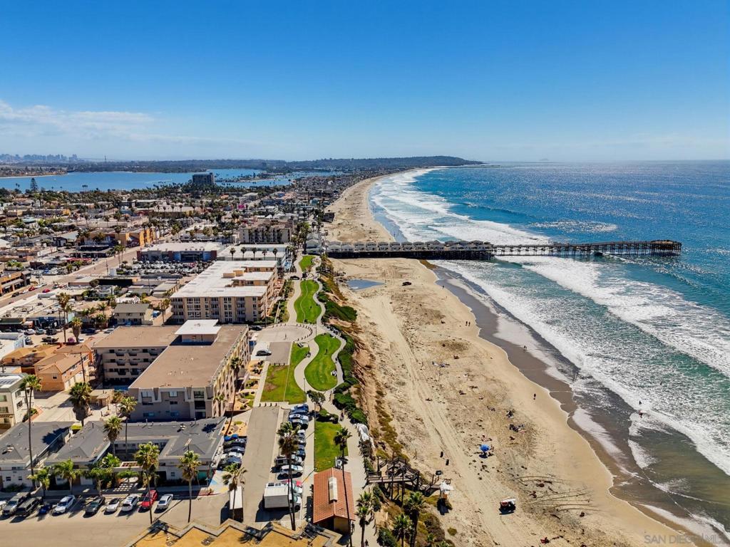 4667 Ocean Blvd Unit 105 — photo