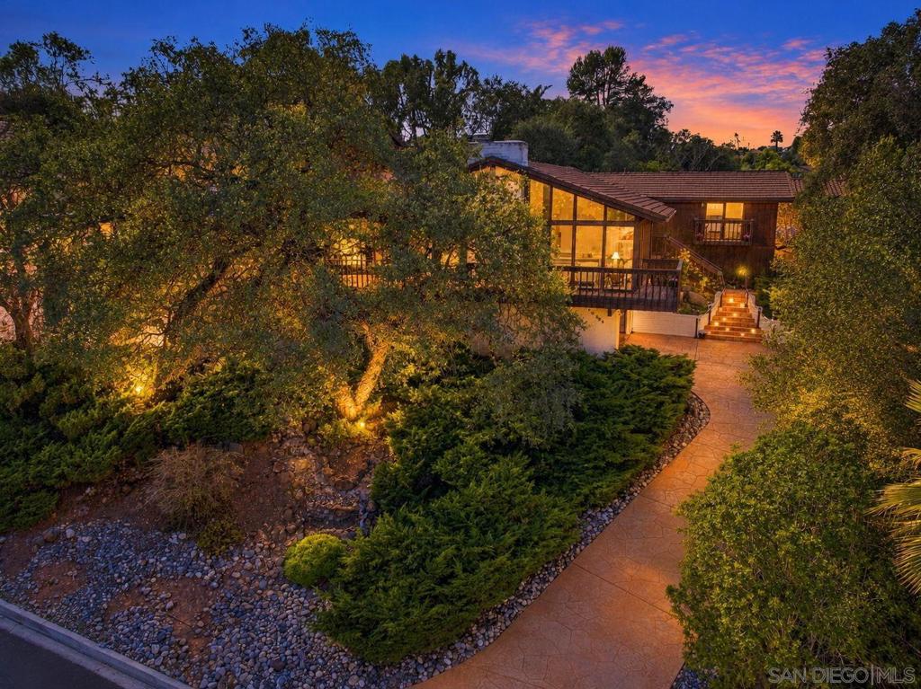 10232 Sage Hill Way — photo