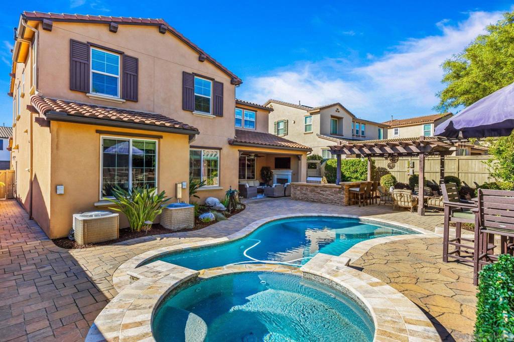 8490 Warden Lane — photo