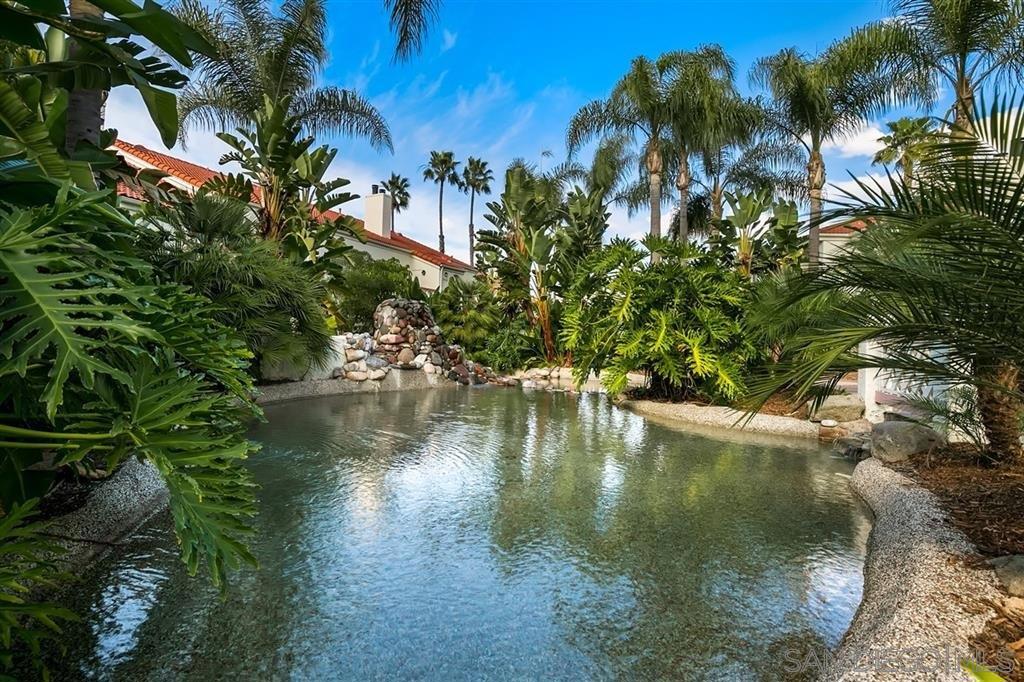 9489 Fairgrove Ln Unit 103 — photo