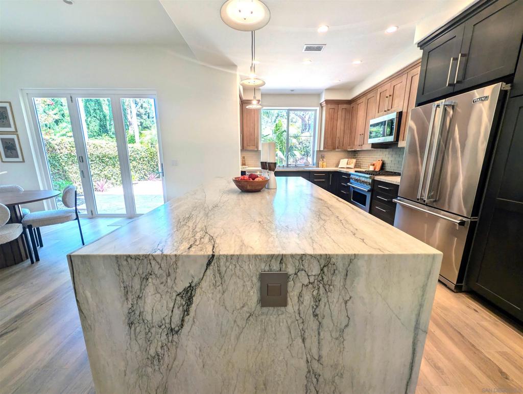 7049 Surfbird Circle — photo