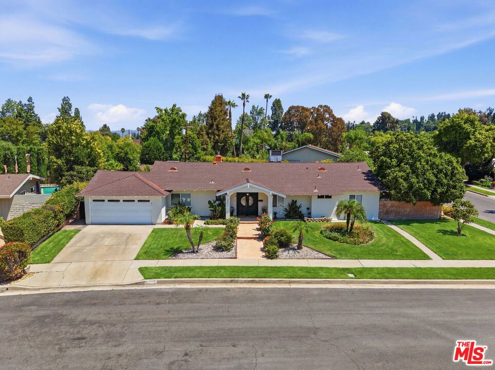 23001 Lita Place — photo
