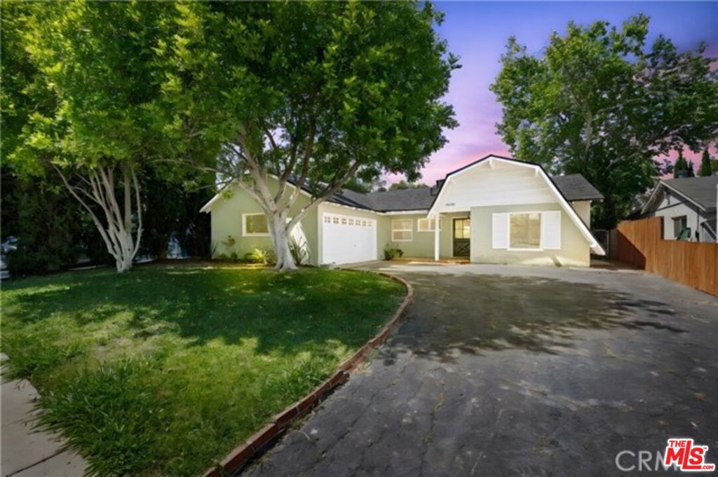 24155 Kittridge Street — photo