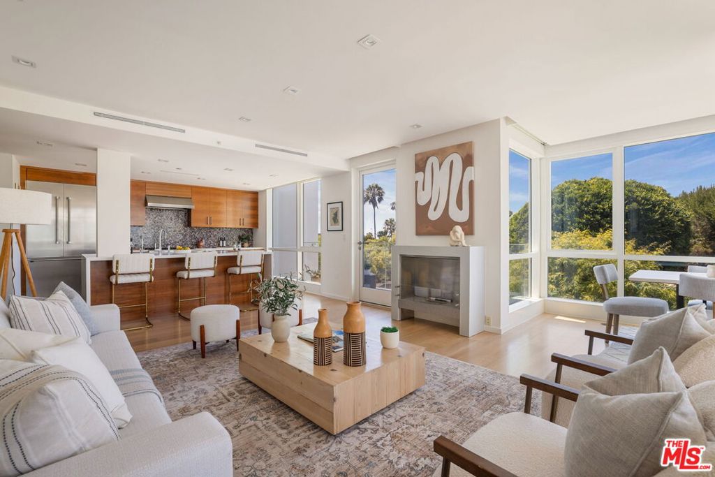1705 Ocean Avenue Unit 307 — photo