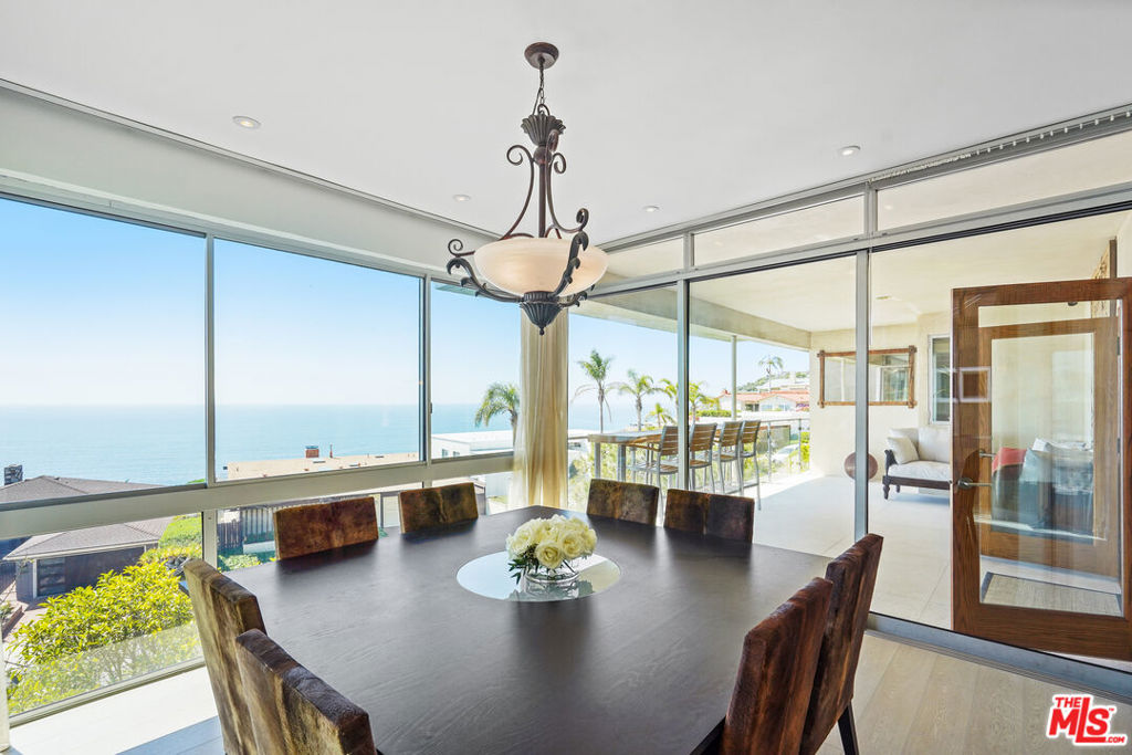 18101 Coastline Drive — photo