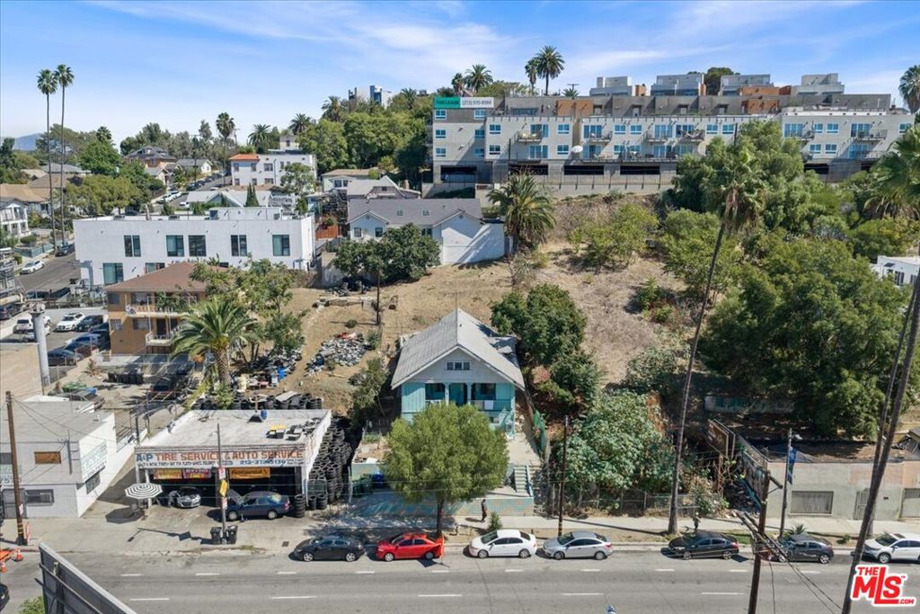 1283 W Sunset Boulevard — photo