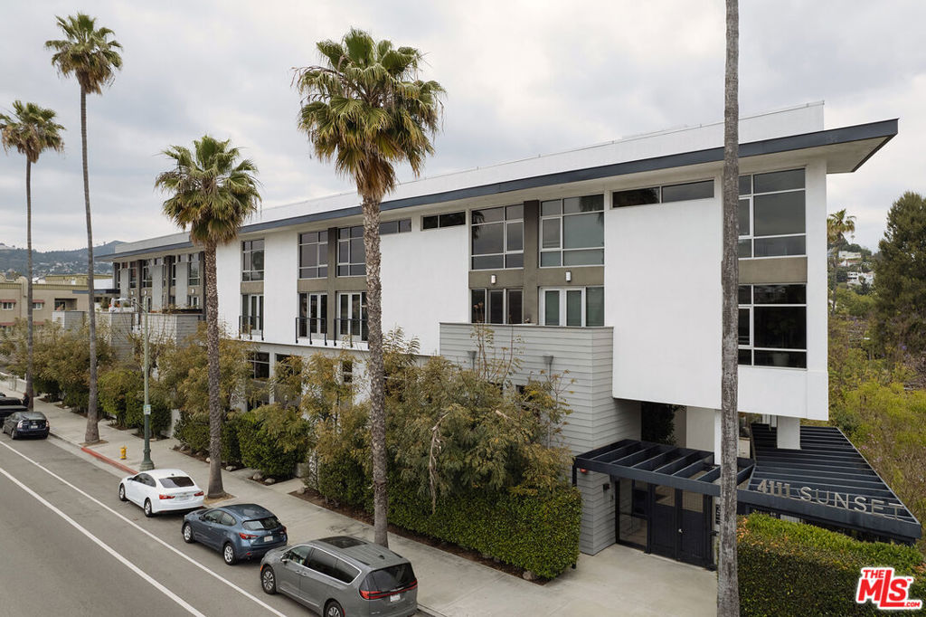 4111 W Sunset Boulevard Unit 233 — photo
