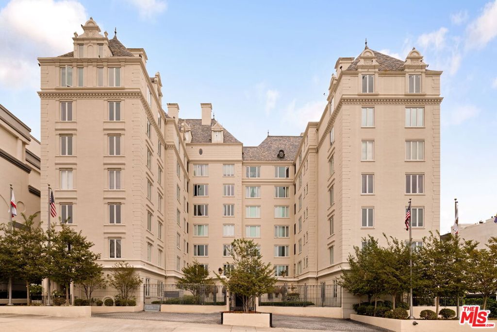 1424 N Crescent Heights Boulevard Unit 50 — photo