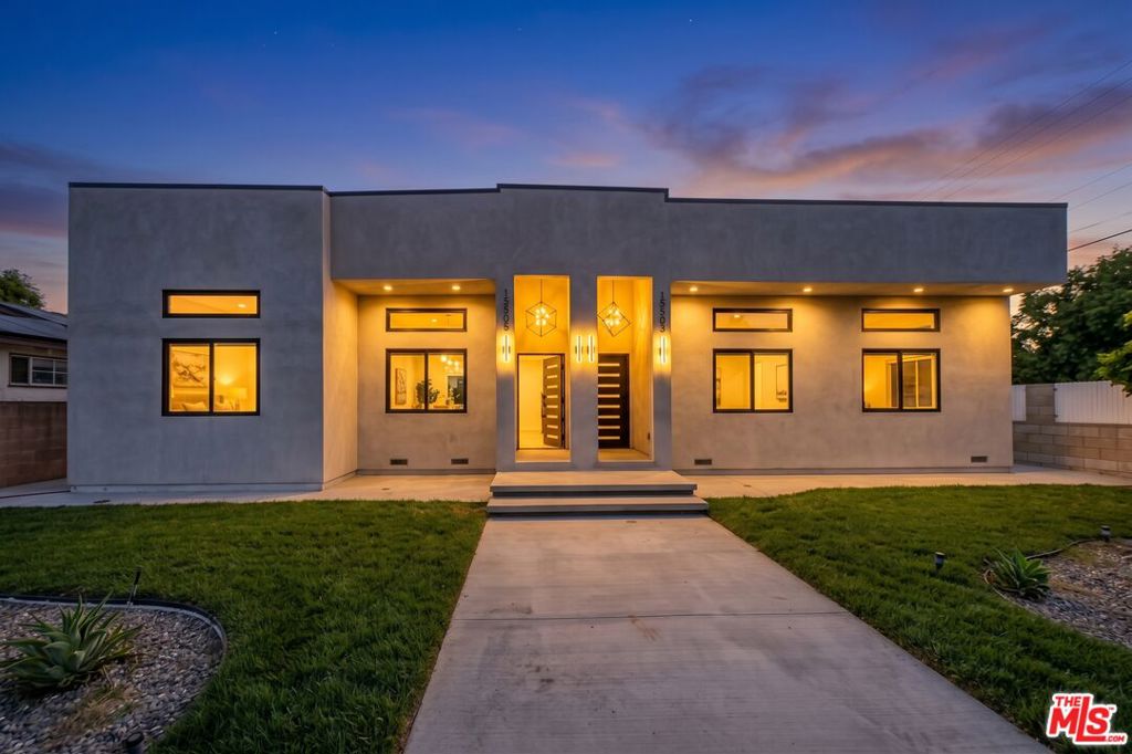 15505 Saticoy Street — photo