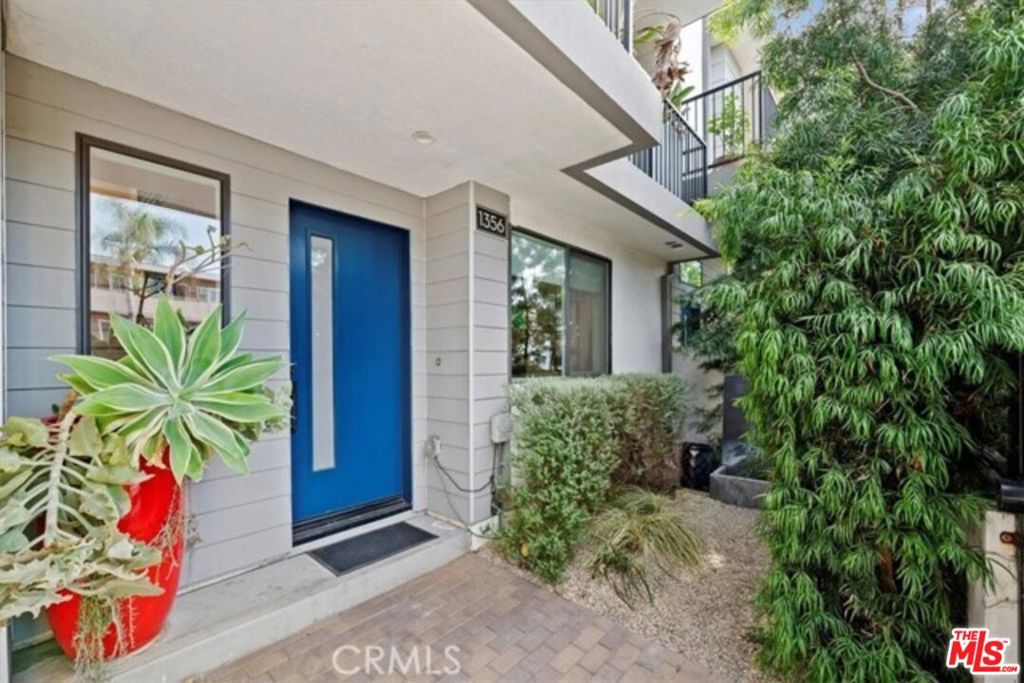 1356 N Fairfax Avenue — photo