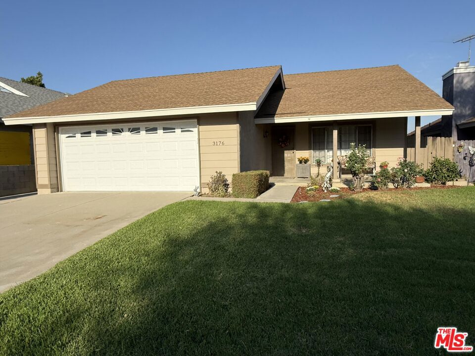 3176 Chardoney Way — photo