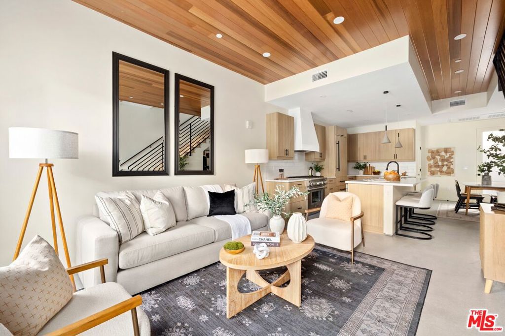 1011 N Ogden Drive Unit 102 — photo