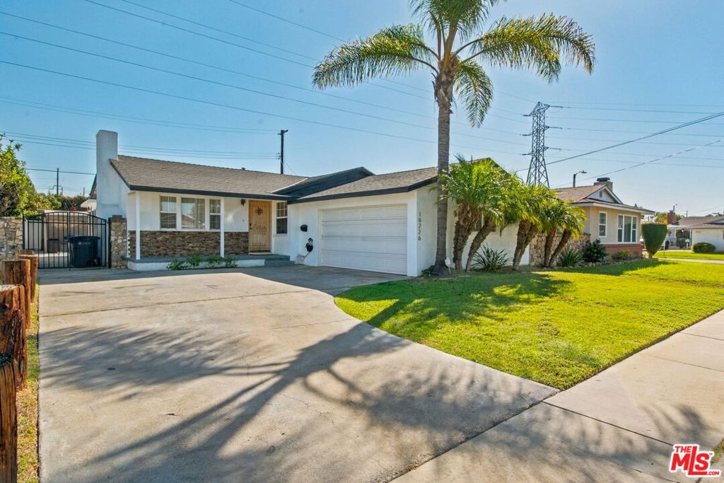16226 Harwill Avenue — photo