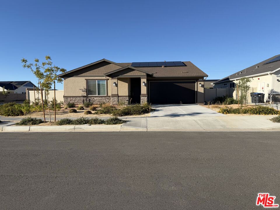 3311 Topaz Lane — photo