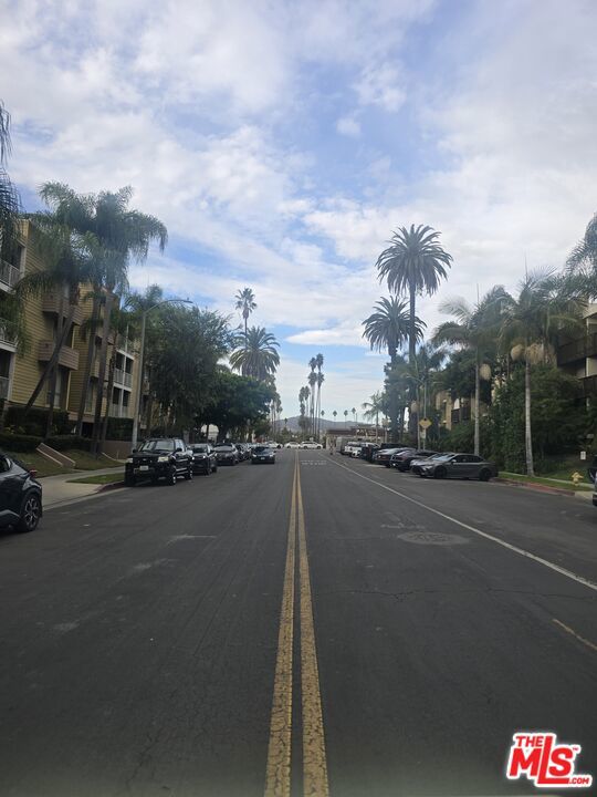 320 S Ardmore Avenue Unit 216 — photo