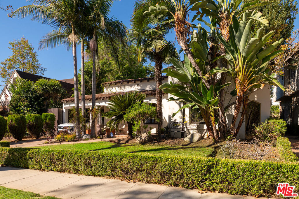 153 S La Peer Drive — photo