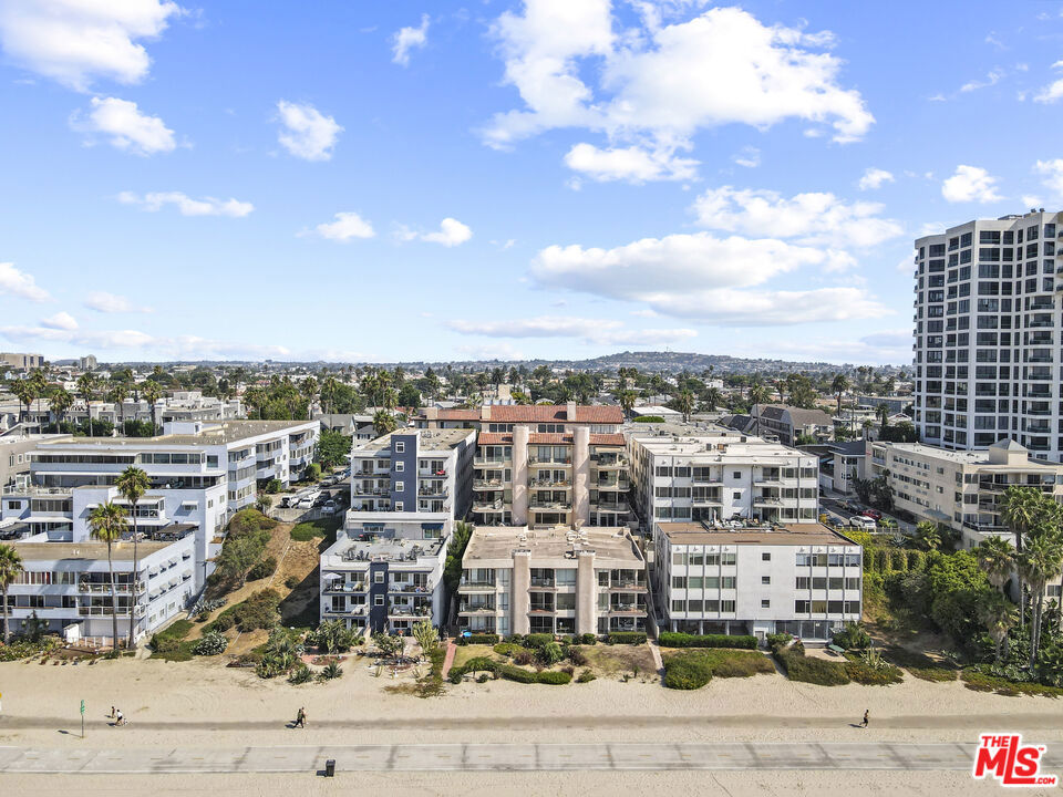 1230 E Ocean Boulevard Unit 504 — photo
