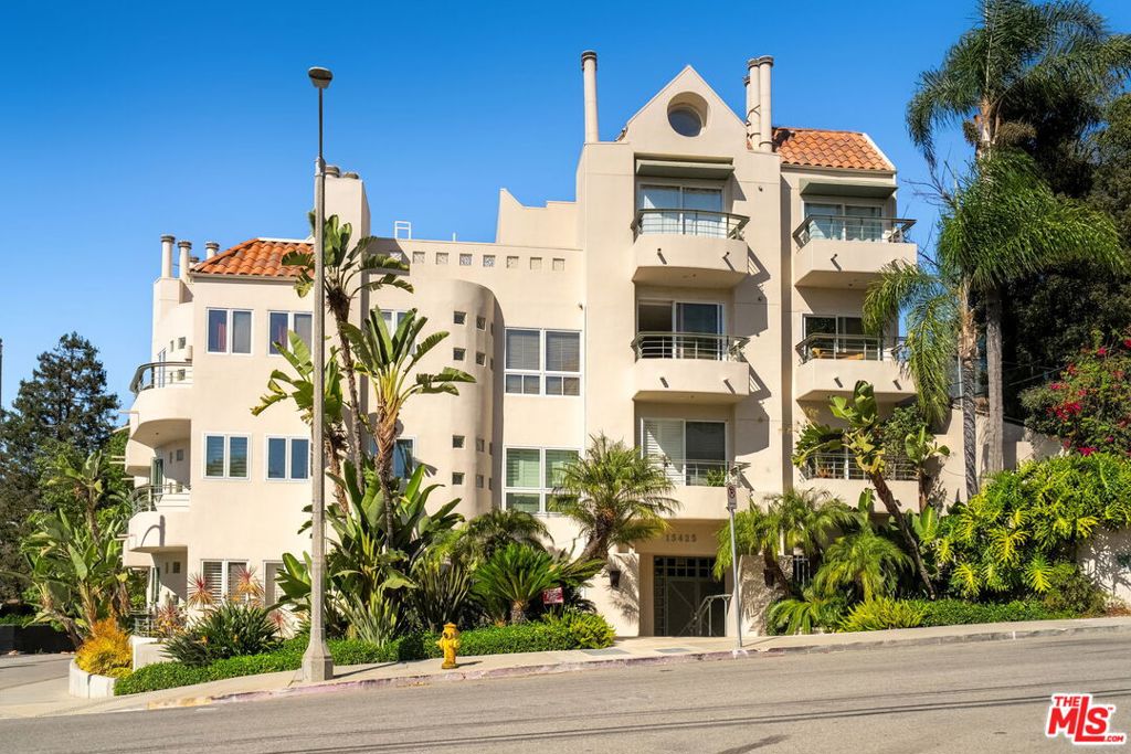 15425 Antioch Street Unit 206 — photo