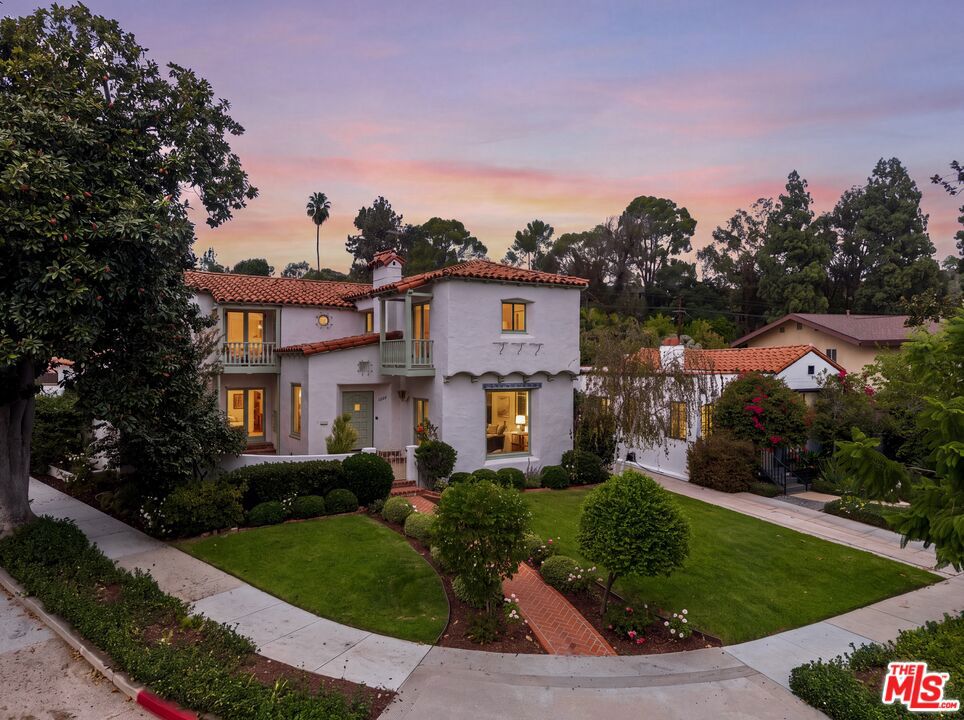 1401 Moncado Drive — photo