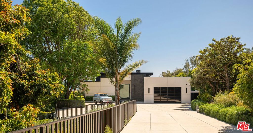 29800 Cuthbert Road, Malibu, CA 90265 — photo 2