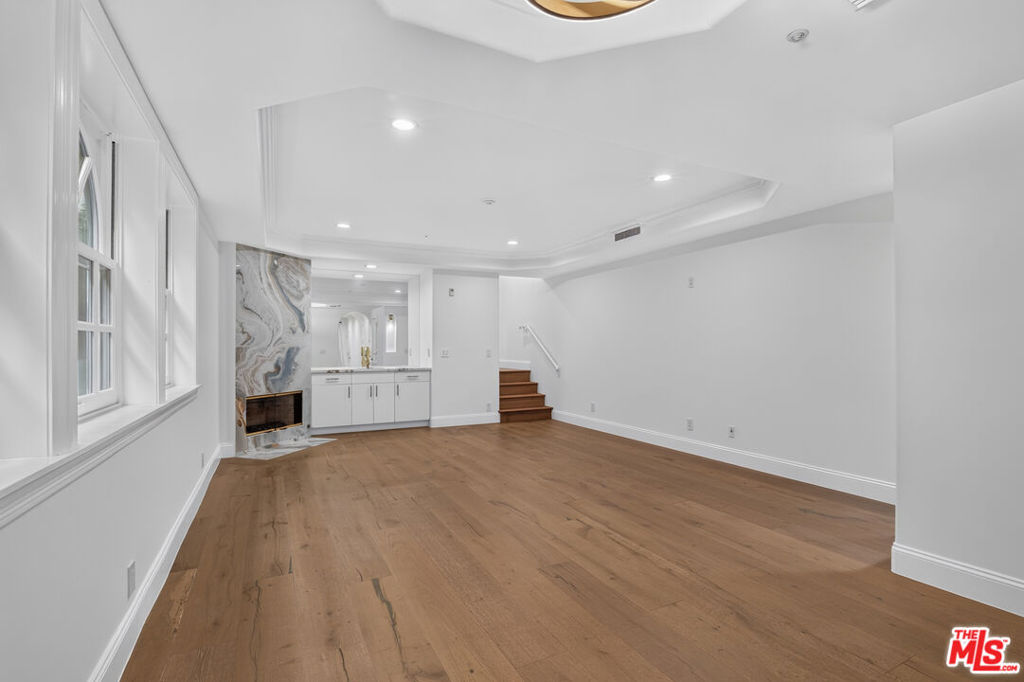342 Palm Unit 101 — photo