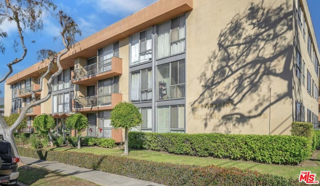 805 Glenway Drive Unit 110 — photo