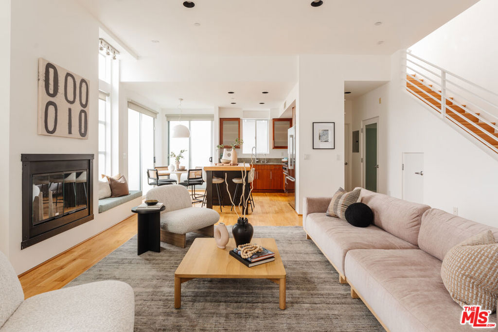 1840 Butler Avenue Unit 105 — photo