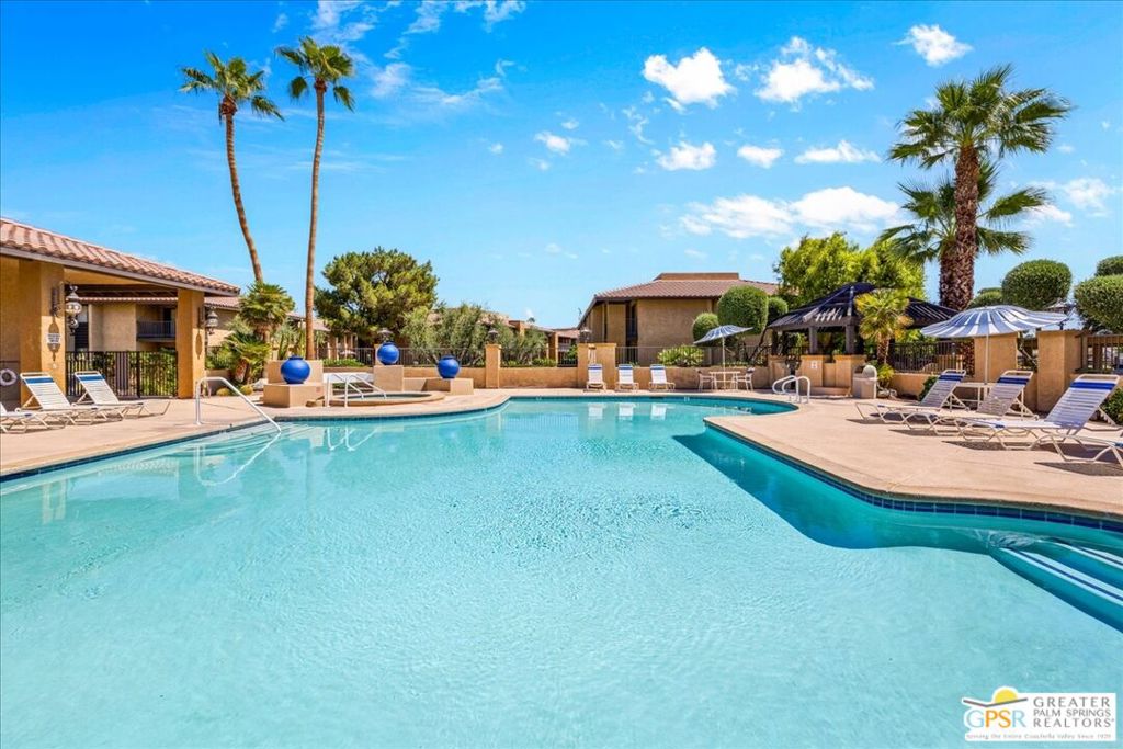31200 Landau Boulevard Unit 2303 — photo