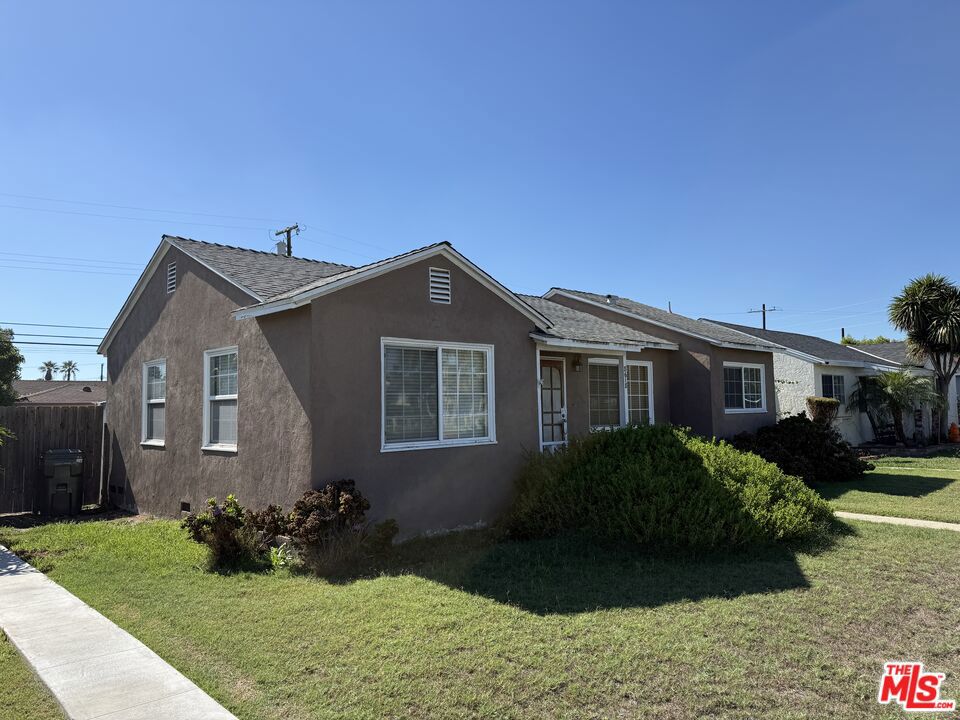 8618 Stewart And Gray Road — photo