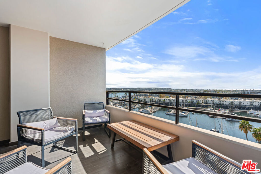 4335 Marina City Drive Unit 836 — photo