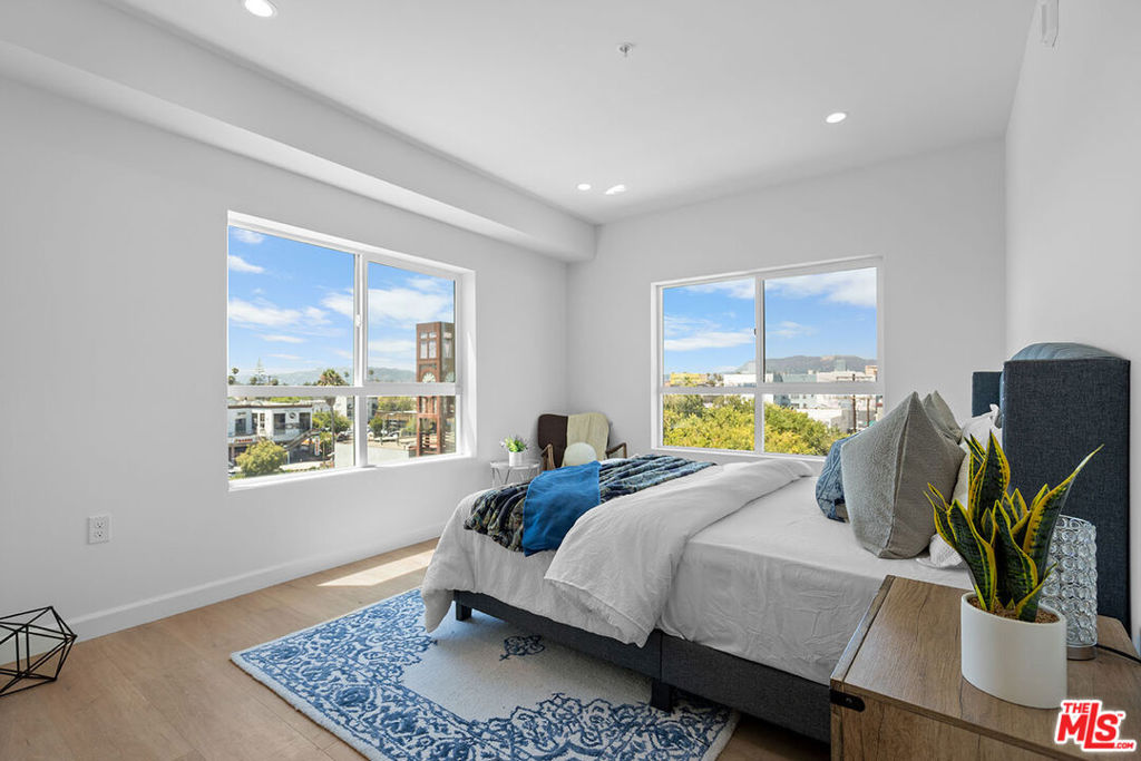 321 S Oxford Avenue Unit 503 — photo