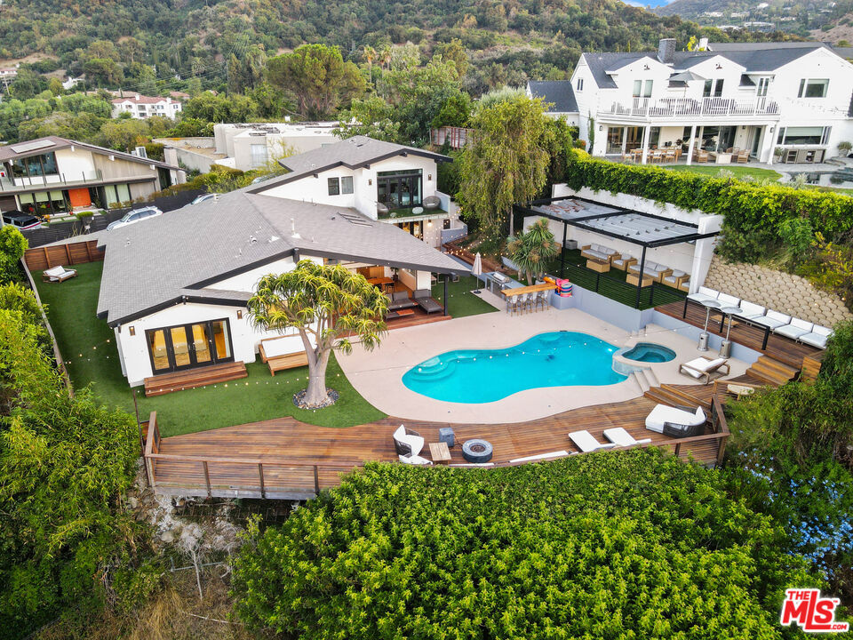 11308 Dona Teresa Drive — photo