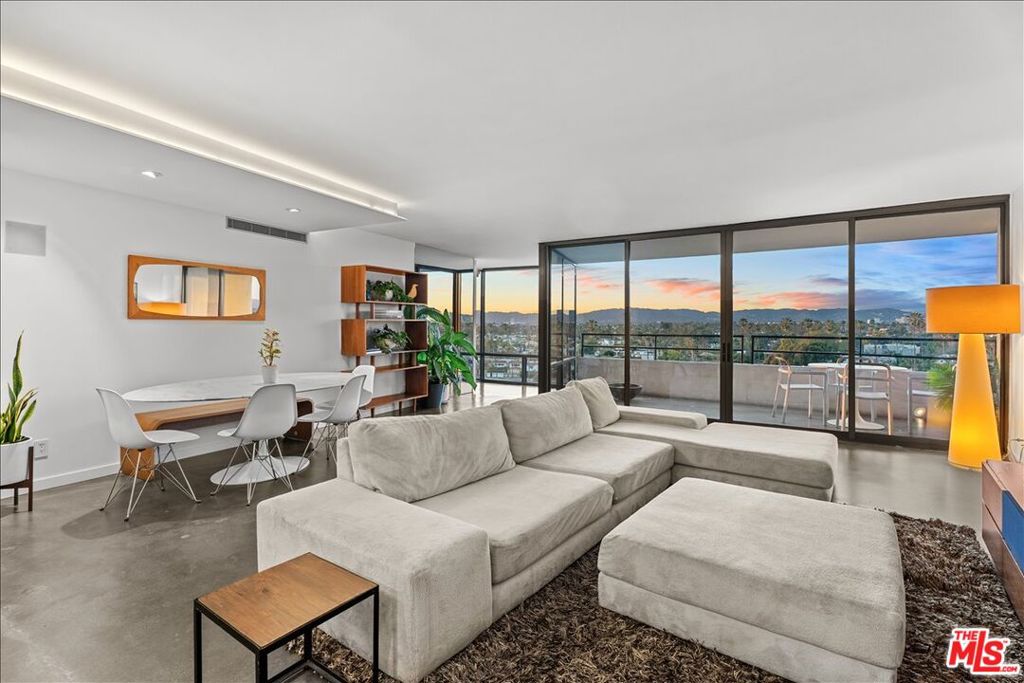 4316 Marina City Drive 327 — photo