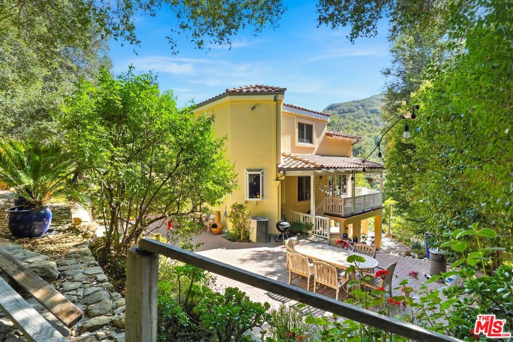 774 Old Topanga Canyon Road — photo