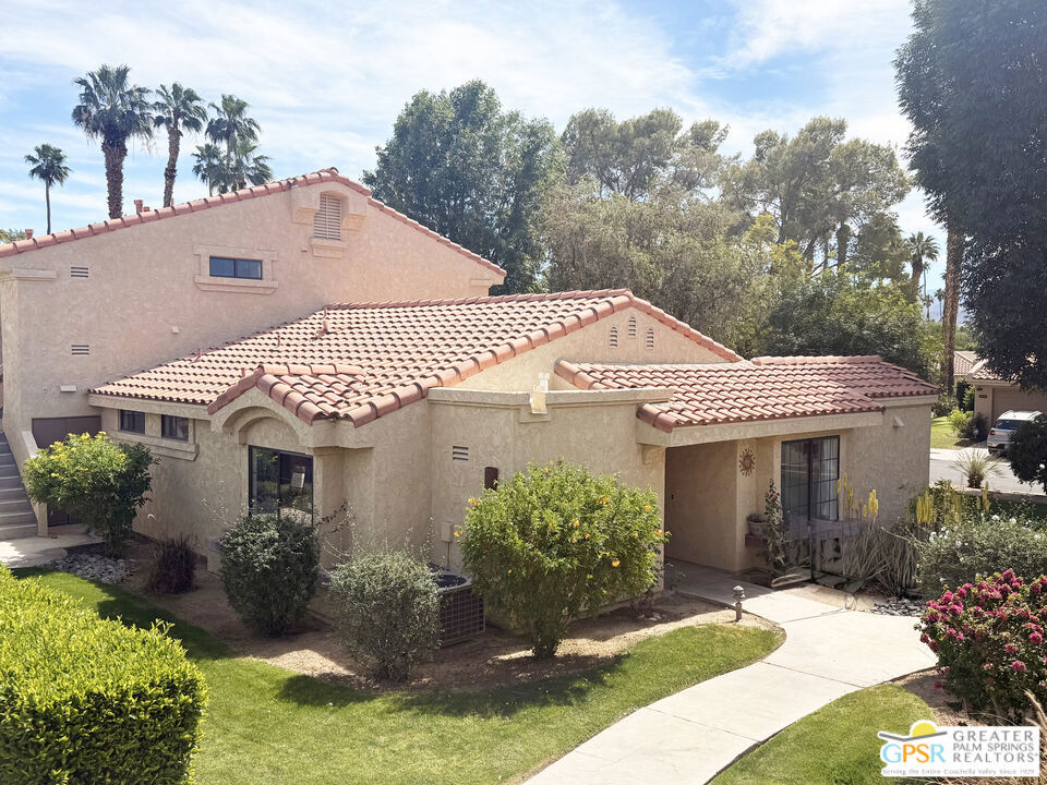 34187 Calle Mora — photo