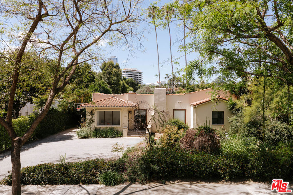 505 N Roxbury Drive — photo