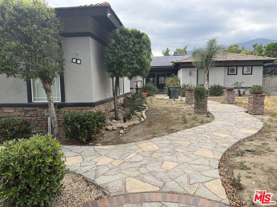 6338 Show Horse Way — photo