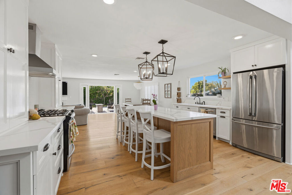 7022 Lofty Grove Drive — photo