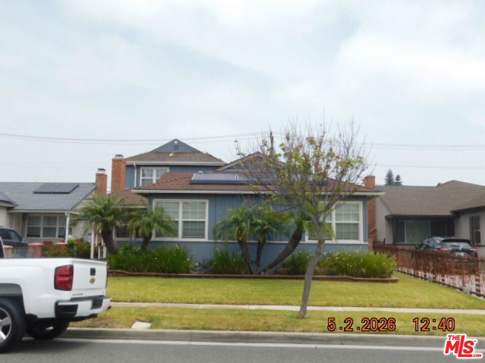 12924 Spinning Avenue — photo