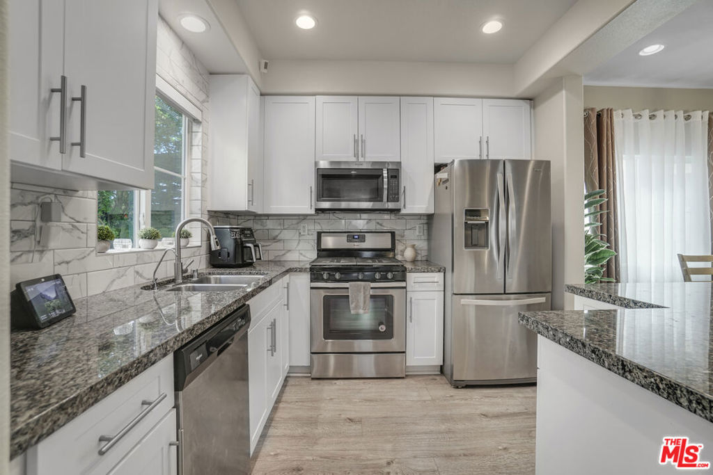 22755 Walnut Park Lane — photo